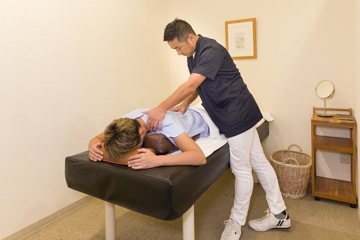 まこと鍼灸院 治療の様子